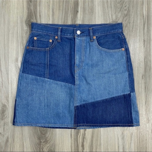 Levi’s x Anthropologie patchwork denim skirt size 25. - Picture 9 of 12